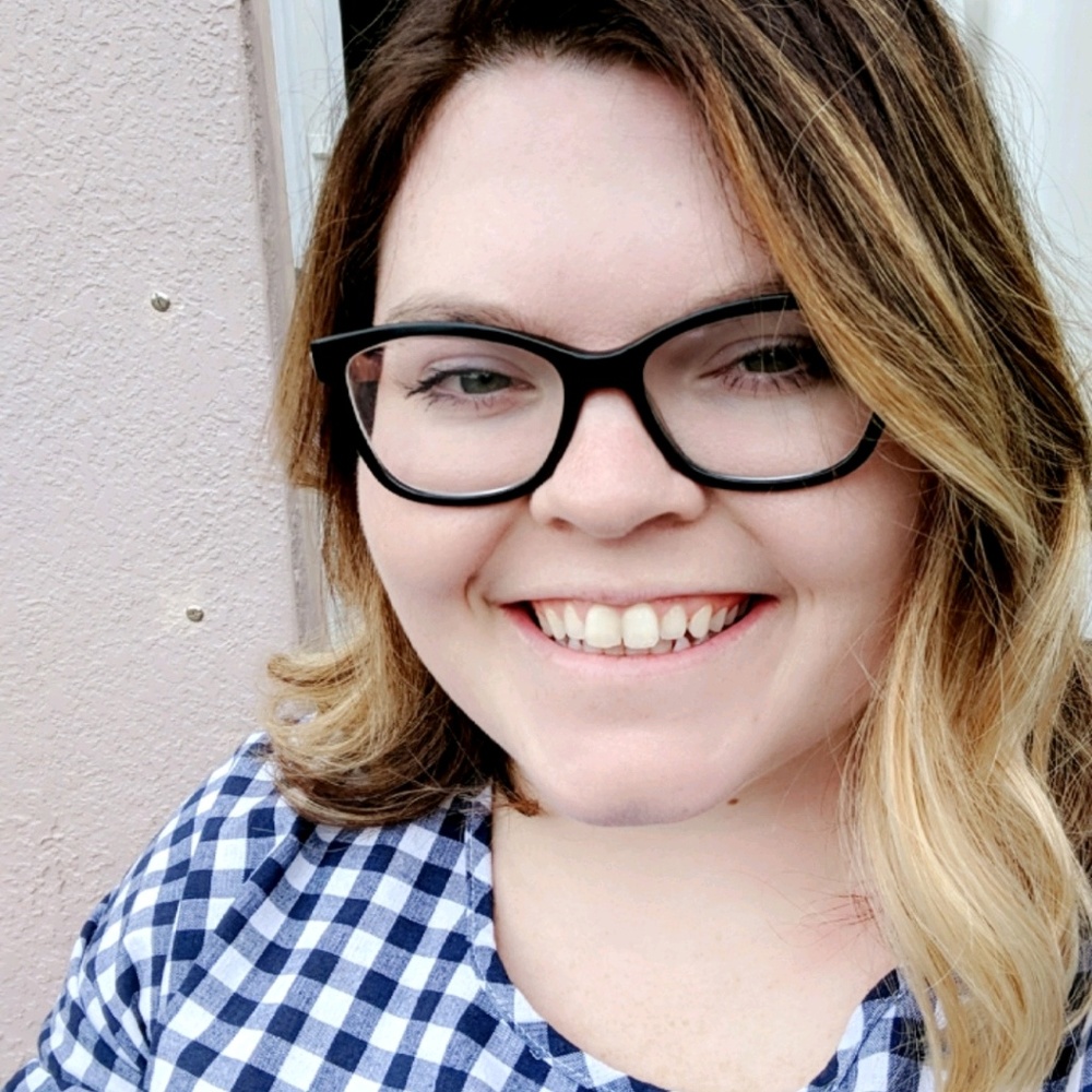 Meet your Posher, Leigha